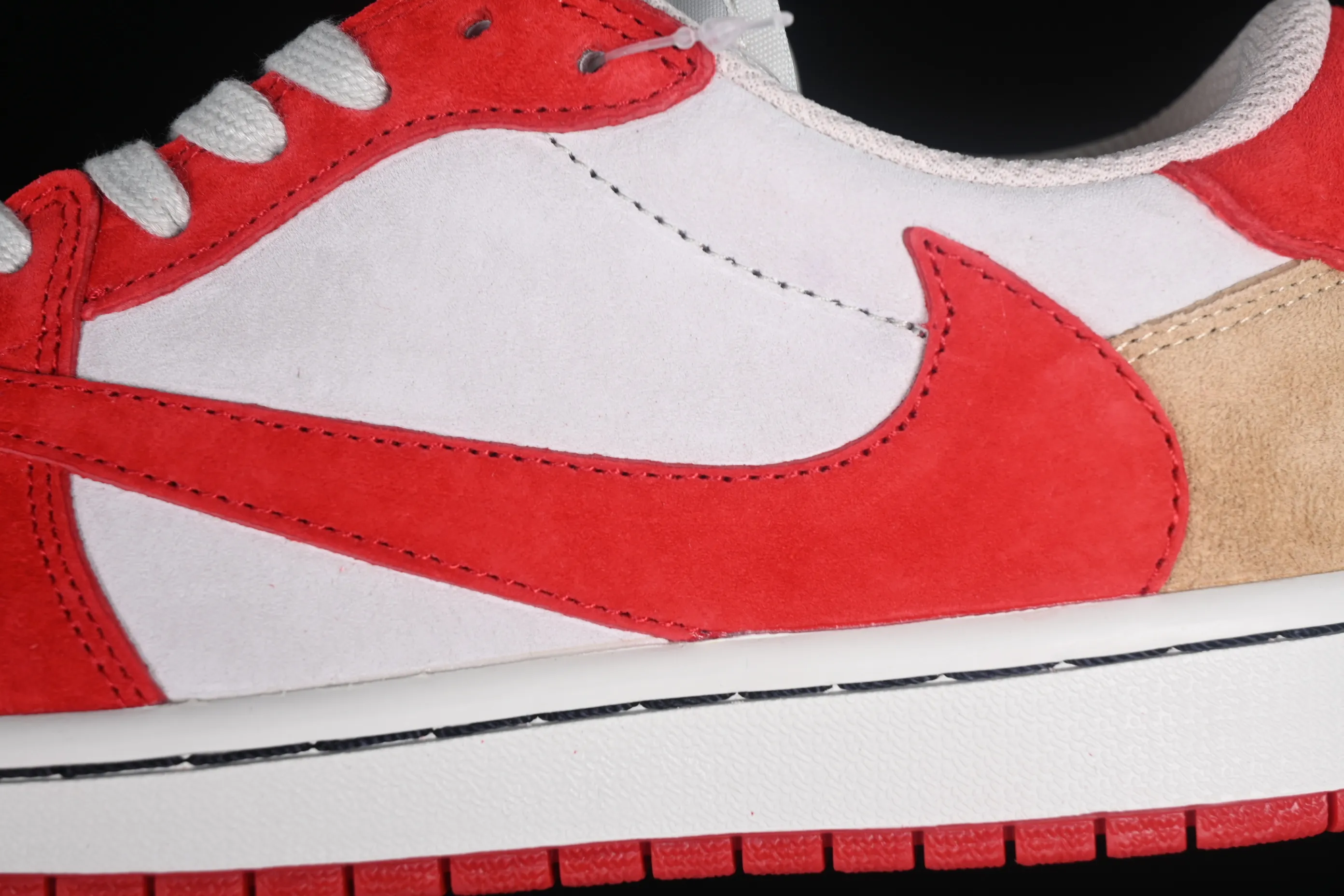 All Categories Air Jordan Jordan Series Basketball Shoes Air Jordan 1 Low Travis Scott x Air Jordan 1 Low OG AJ1 Joe 1 Reversed Overhook Joint Style Casual Sports Basketball Shoes DM7866-698